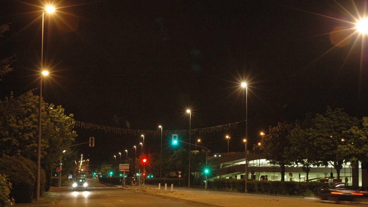 Meylan : la Ville va éteindre l’é­clai­rage public dans ses rues, durant la nuit, à par­tir d’oc­tobre 2022