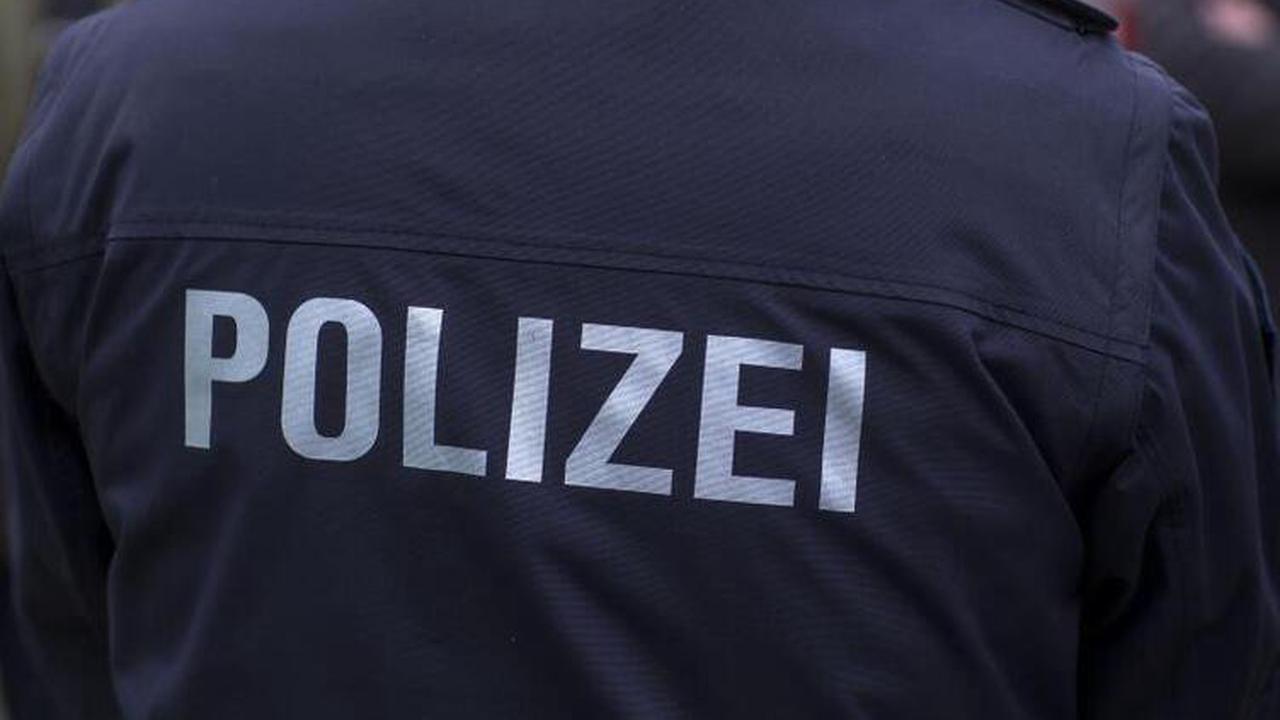 Rheinland-Pfalz Polizei verhindert „Querdenken“-Fußmarsch in Saarbrücken
