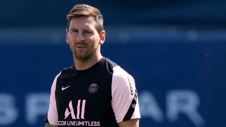 Messi and three other PSG players test positive for COVID-19 | Al Arabiya  English