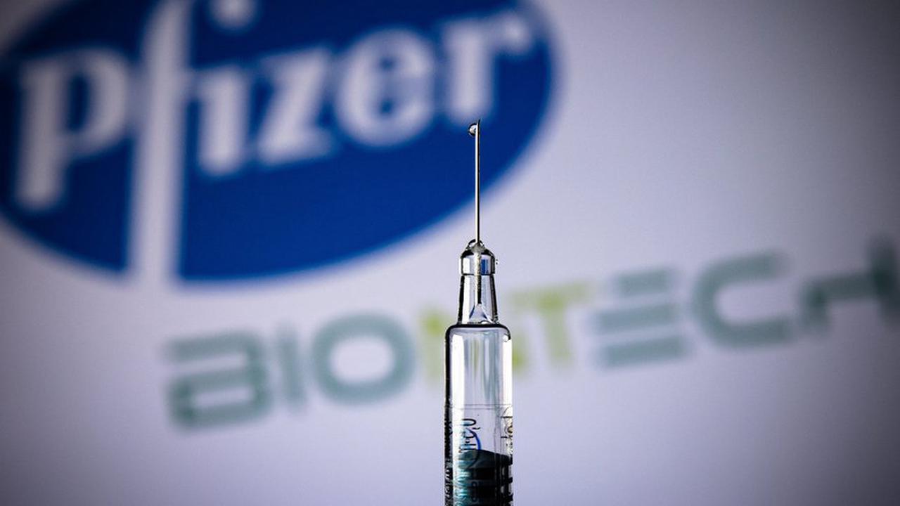 Covid : le patron de Pfizer estime préférable un vaccin annuel plutôt que des rappels fréquents