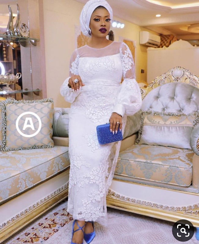 Stunning White Lace Styles That Will Make You Fall In Love With White