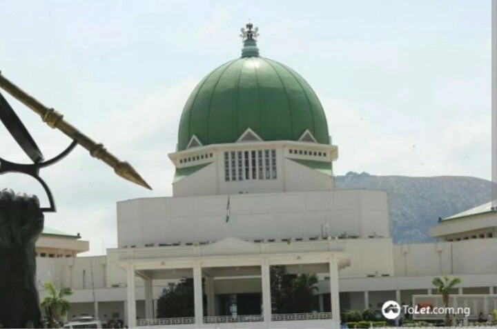 74ca3ff2736f4d68a49b3972218571df?quality=uhq&resize=720