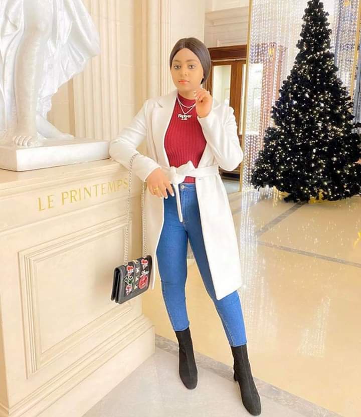 74e1eadf5a108307db5079be14809bfd?quality=uhq&format=jpeg&resize=720&watermark=true