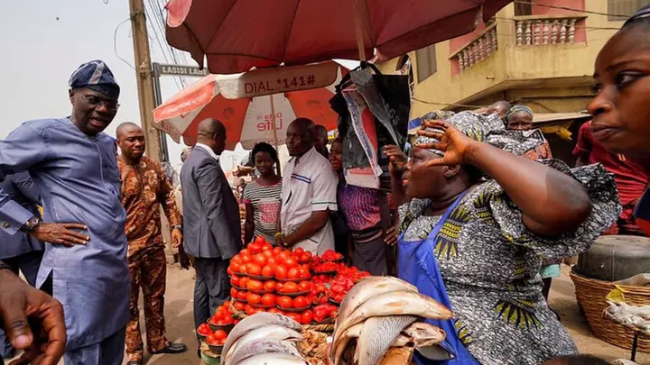 Lagos Governor Sanwo-olu at the Bariga market, January 10, 2020 (Gboyega Akosile)