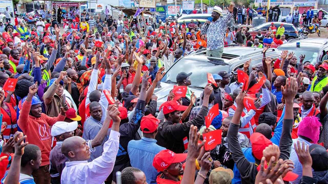 JUST IN: Raila Brings Nairobi to a Standstill Hours After Ruto Warned Him, Issues Fresh Statement