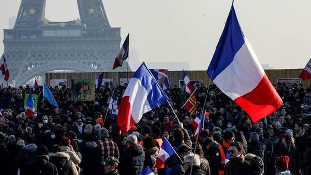 Agression de journalistes de l'AFP : une enquête ouverte à Paris
