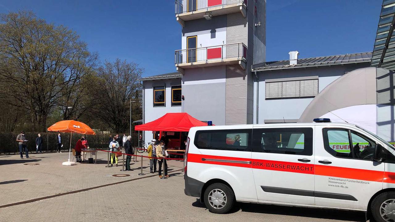Mobile Impfaktionen an Adventwochenende in Kooperation mit Landkreis-Feuerwehren
