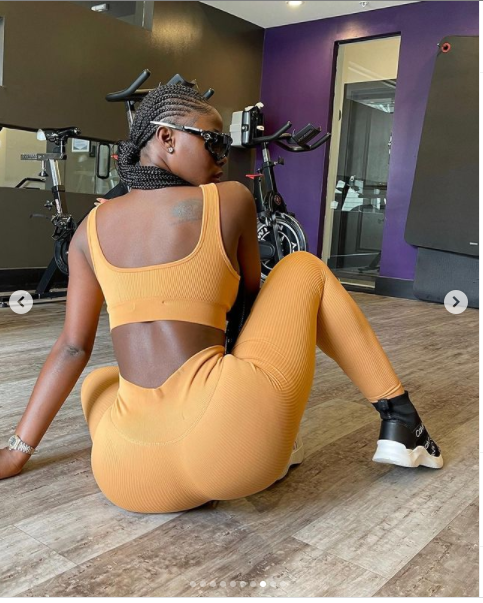 Reality star, Khloe showcases her curvy backside in new workout photos