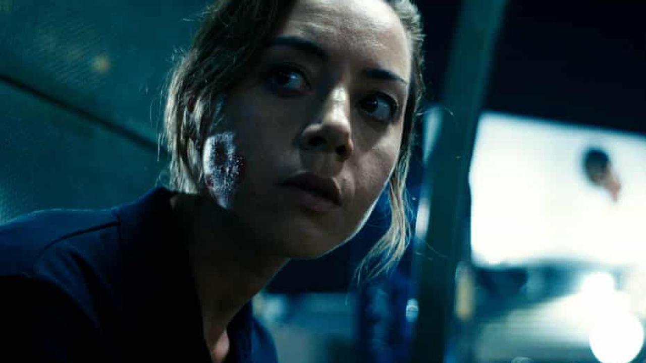 Emily the Criminal review – Aubrey Plaza charges taut thriller