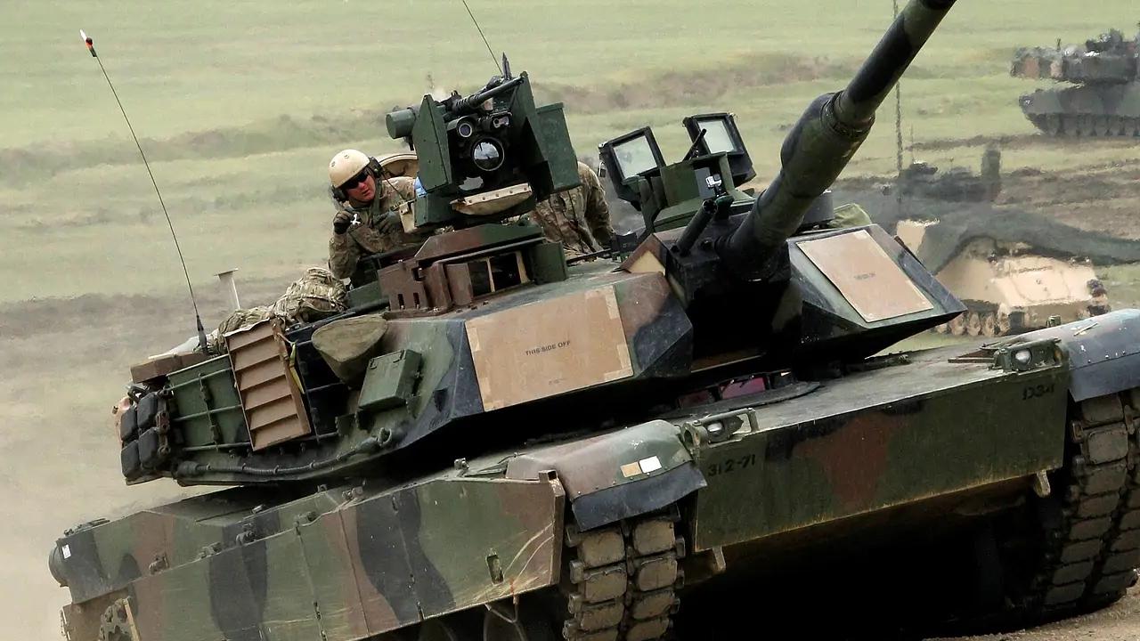 США отправят танки Украине не раньше конца года