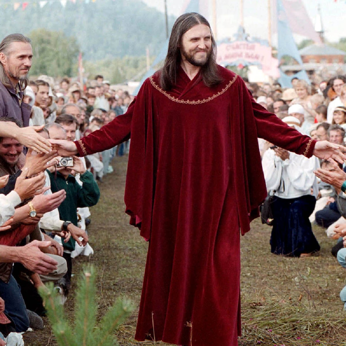 View Vladimir Vedernikov Background