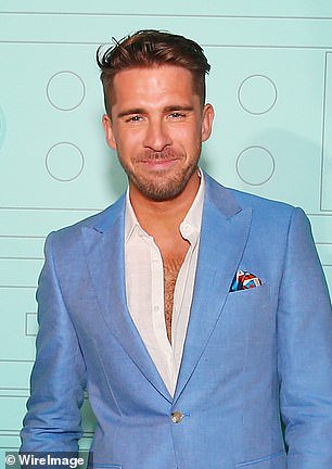 Hugh Sheridan Is Revealed To Be Dating Tiktok Star Kurt Roberts Opera News