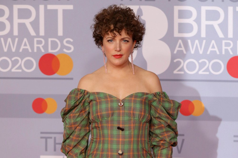 Annie Mac Leaves Bbc Radio 1 After 17 Years Opera News