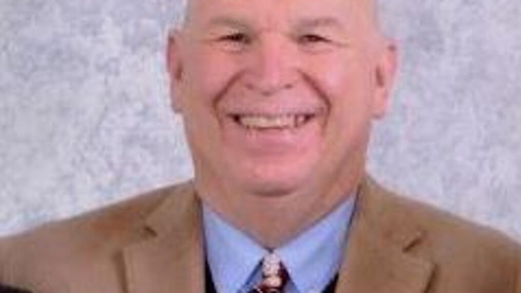 Washington County, Va school board member announces