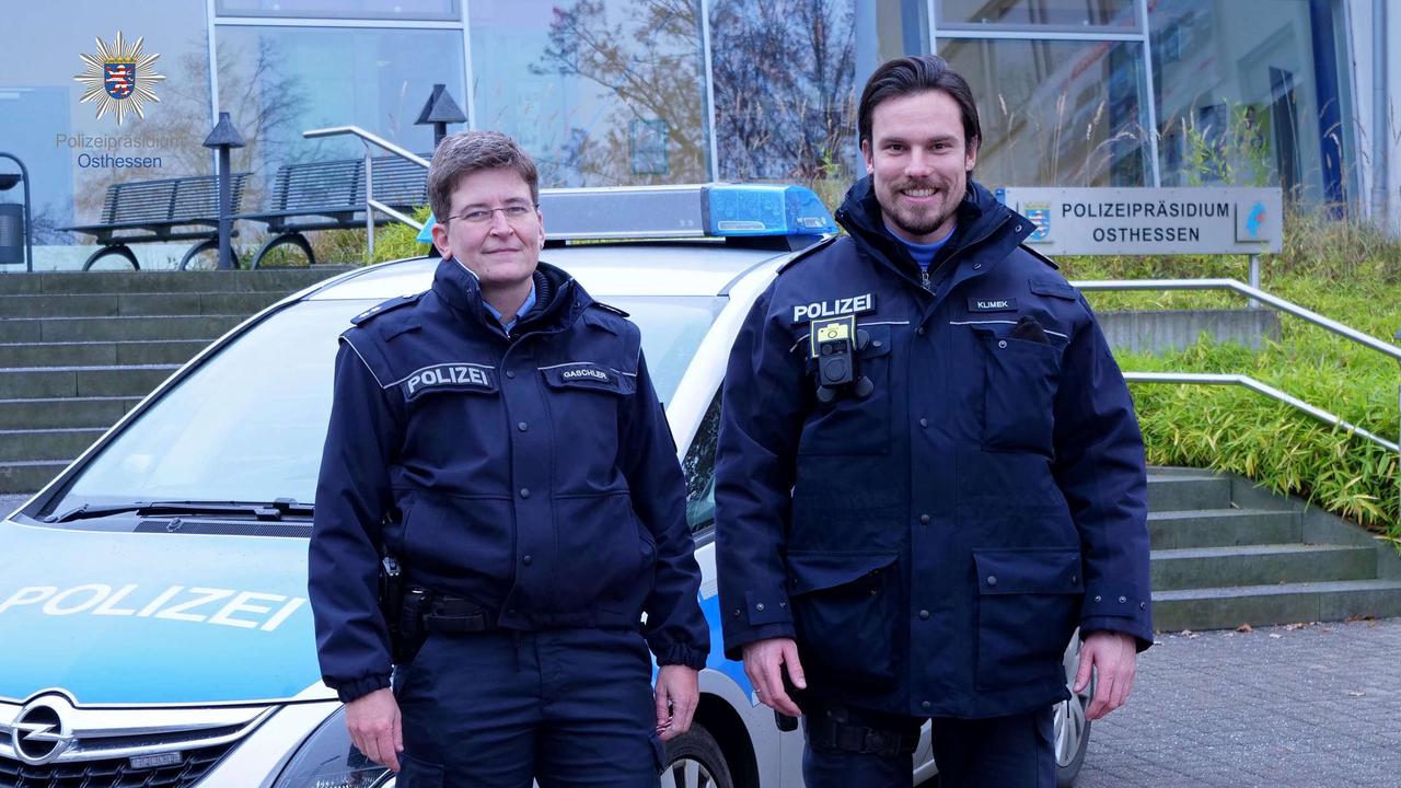 Video-Reportage „Auf Streife“: Zwei Polizisten in Osthessen geben hautnahen Einblick