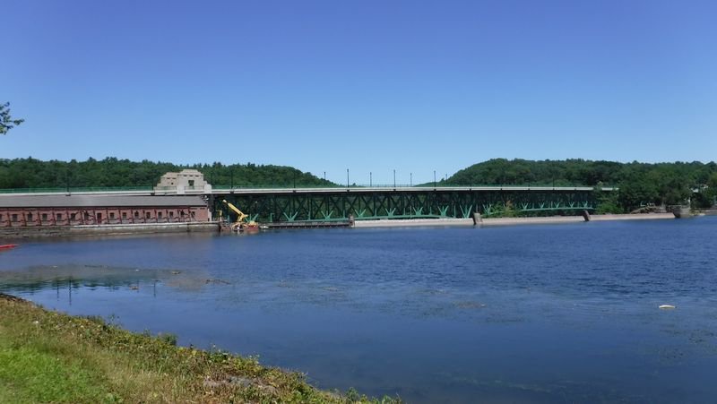 Close to Springfield Without the Bustle