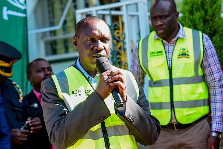 May be an image of 4 people and text that says 'T LHS MICAH GONY Cecm MICAHGONY anc'