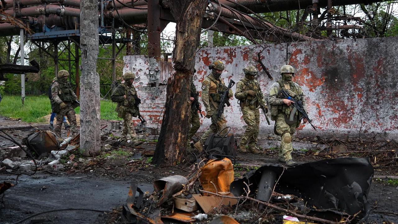 Bericht deckt auf: Russische Soldaten ziehen für Hungerlöhne in den Ukraine-Krieg