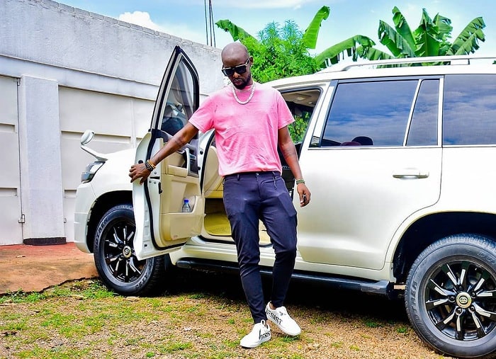 Eddy Kenzo pulls out of his ride