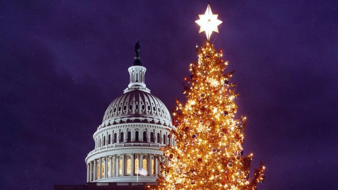 How Tall Is The National Christmas Tree 2022 Ve0Pic_5Vuxjcm