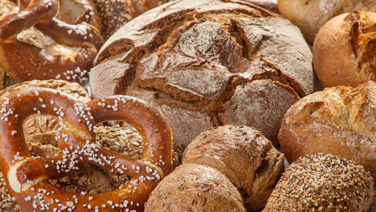 Bayerische Bäckerei nimmt kein Bargeld mehr an: Brot nur noch elektronisch bezahlbar