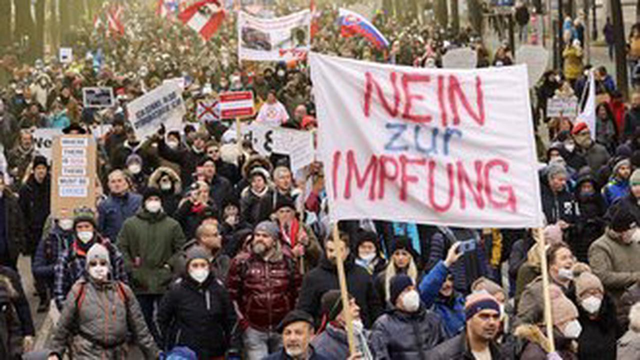 Corona-Protest in Wien: Mehr als 40.000 Menschen bei Demonstration