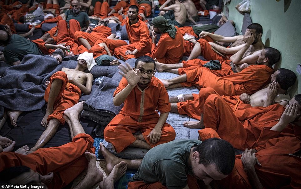 With 5,000 inmates - Syrian, Iraqi, but also British, French, German - the prison is bursting with the flotsam of the international jihadist army IS raised five years ago