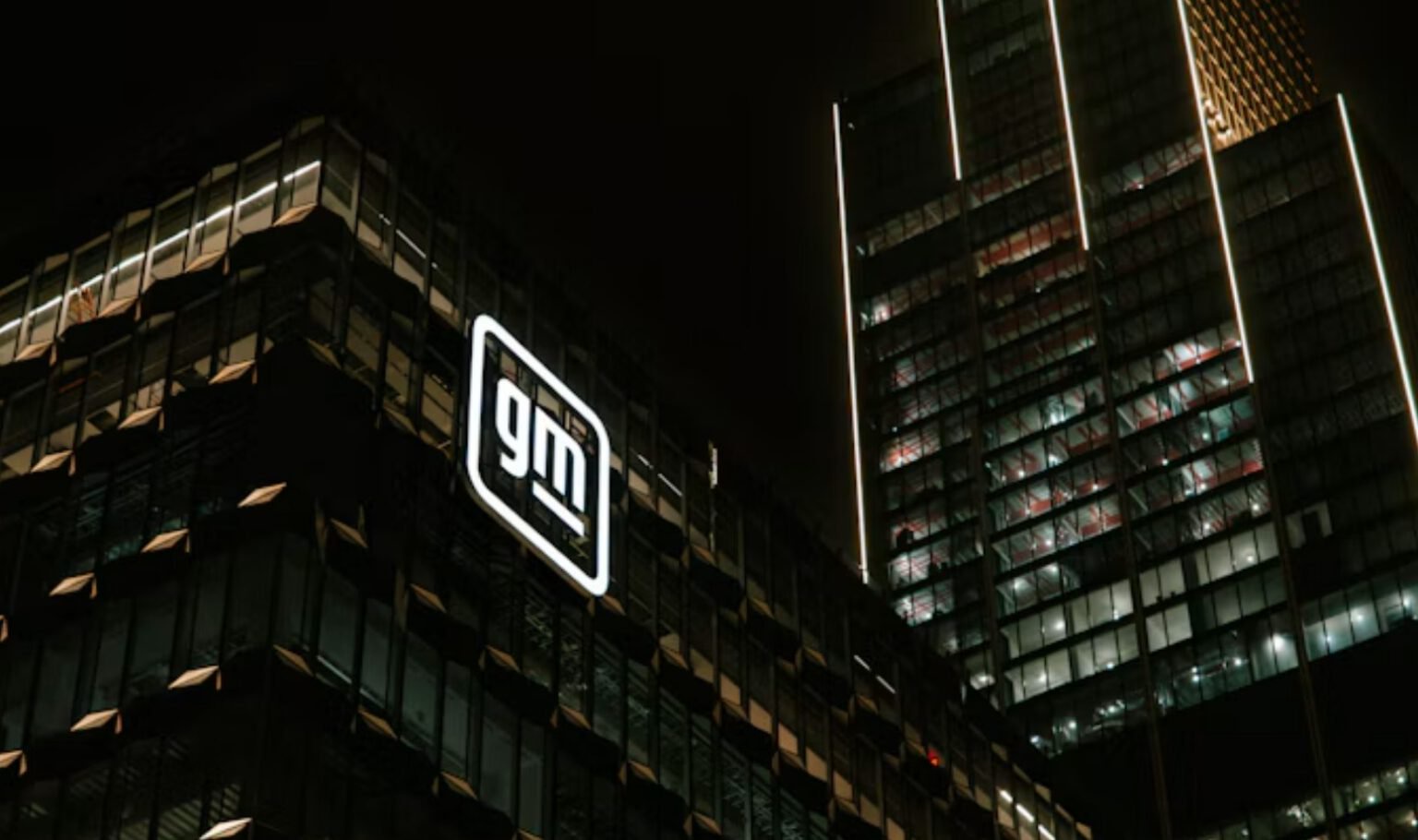 GM to Pay $220 Million Over Data-Tracking Claims, While Drivers See No Direct Compensation