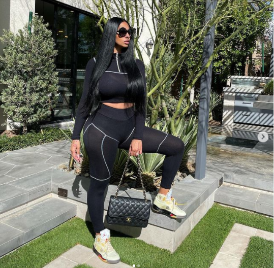 See hot photos of basketball player Amari Bailey?s mom, Johanna Leia who Drake rented a whole stadium to have a date with