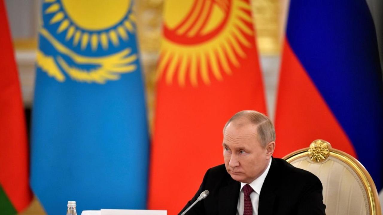 Wladimir Putin knallhart: Nach Rückschlägen in der Ukraine! Kreml-Chef lässt Top-Militärs bluten