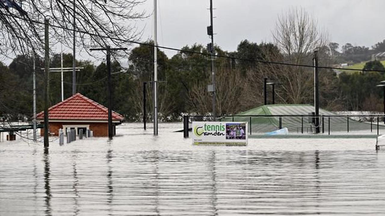 Überschwemmungen um Sydney durch Starkregen