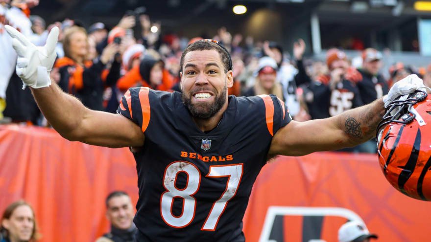 Watch C J Uzomah Does Ickey Shuffle After Scoring Td For Bengals Opera News