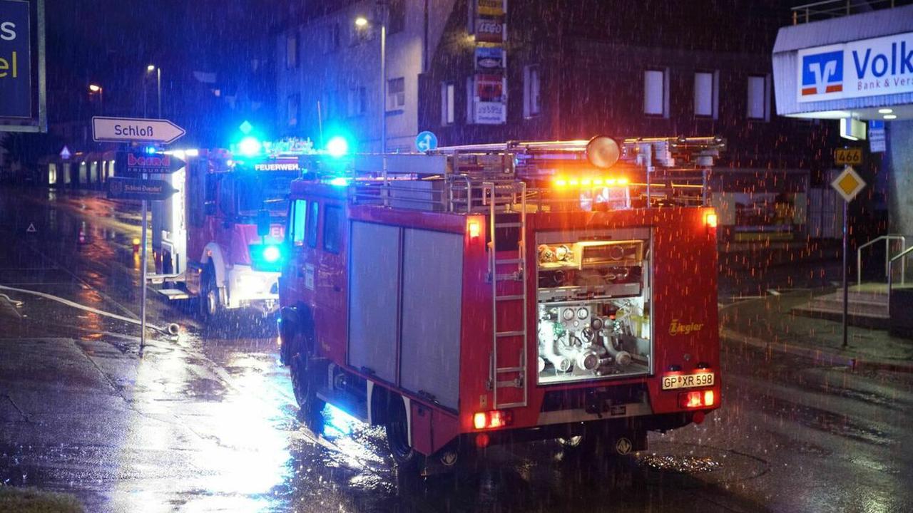 Feuerwehreinsätze im Kreis Göppingen Starkregen füllt viele Keller