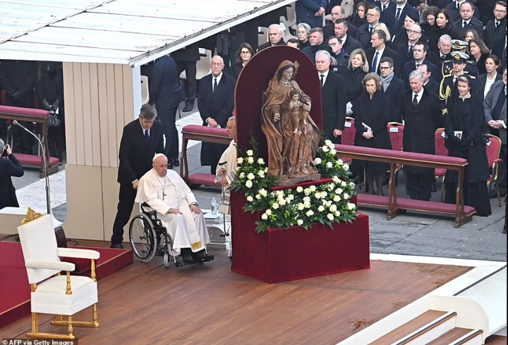 Pope Francis presides as Pope Benedict XVI is laid to rest (photos)