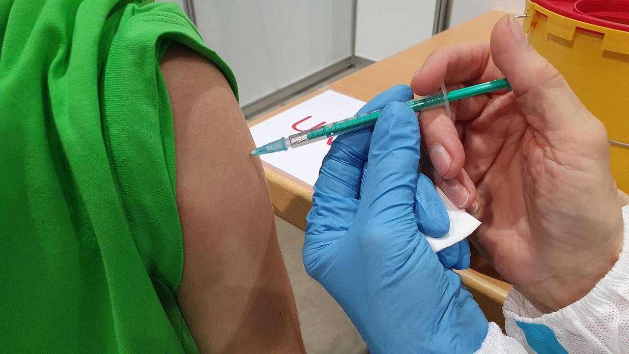 Covid-19 - Ärzteverbände fordern verlässliche Impfstofflieferungen