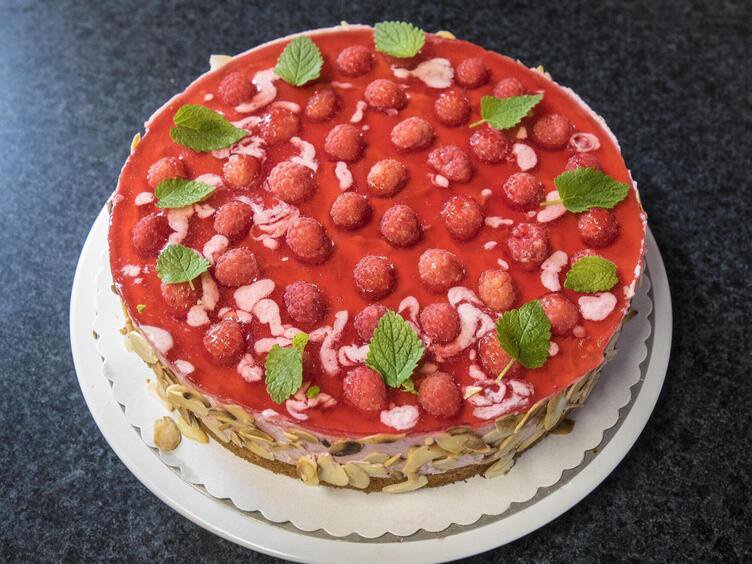 Nanjas Himbeer Joghurt Torte Rezept Opera News 