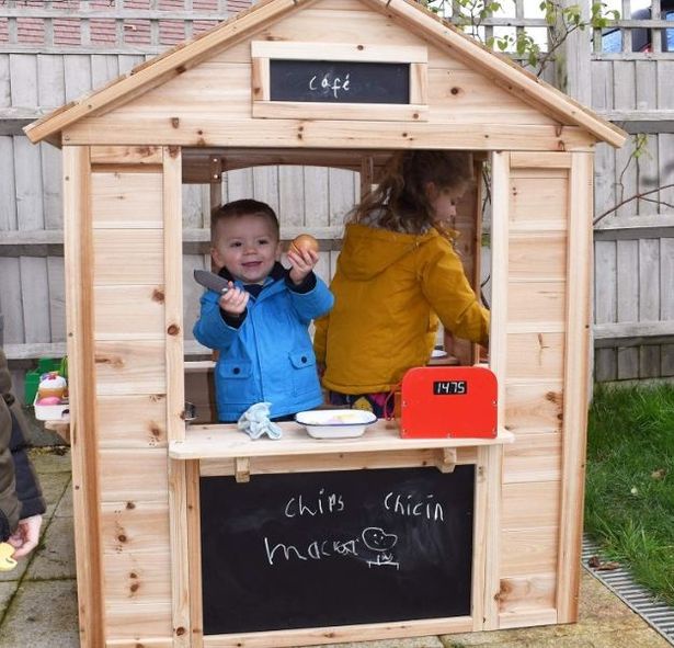 tp summer lodge wooden playhouse