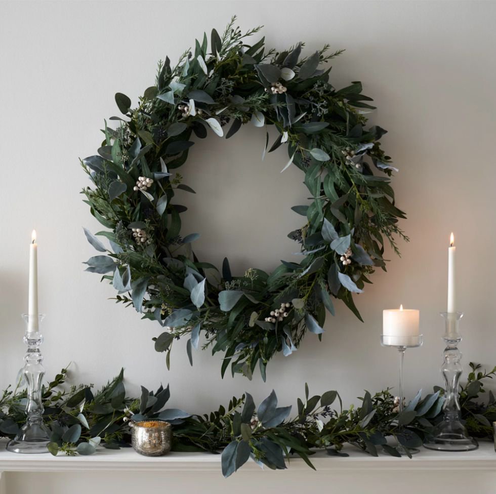 Christmas Releases 2022 The White Company Releases 2022 Christmas Wreath Range - Opera News