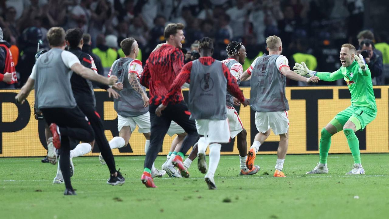 Leipzig gewinnt DFB-Pokal - Medizinischer Notfall im Stadion