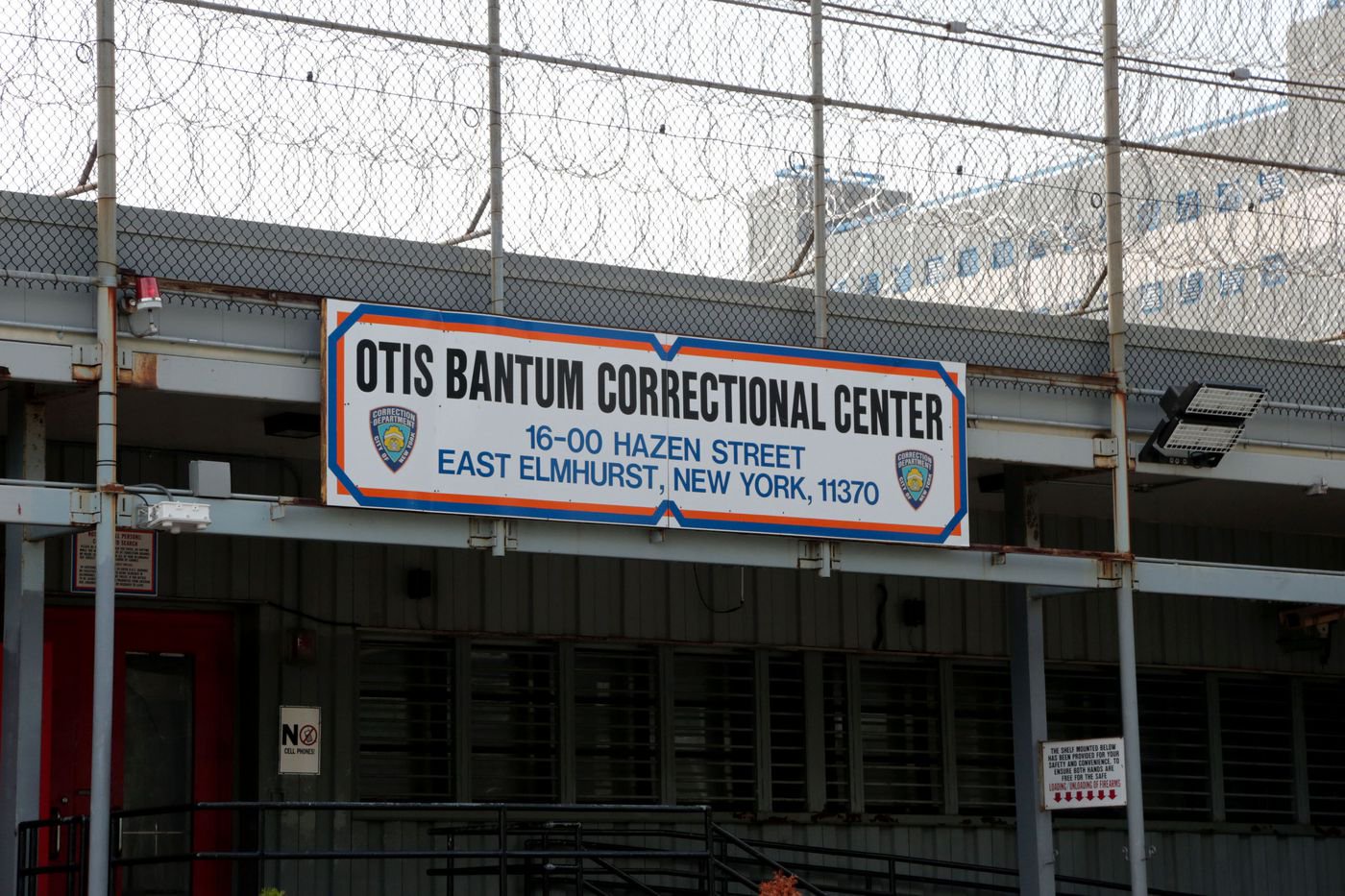 Nyc Correction Officer Assaulted At Rikers Island Jail Suffers Fractured Rib Injuries To Face And Head Opera News