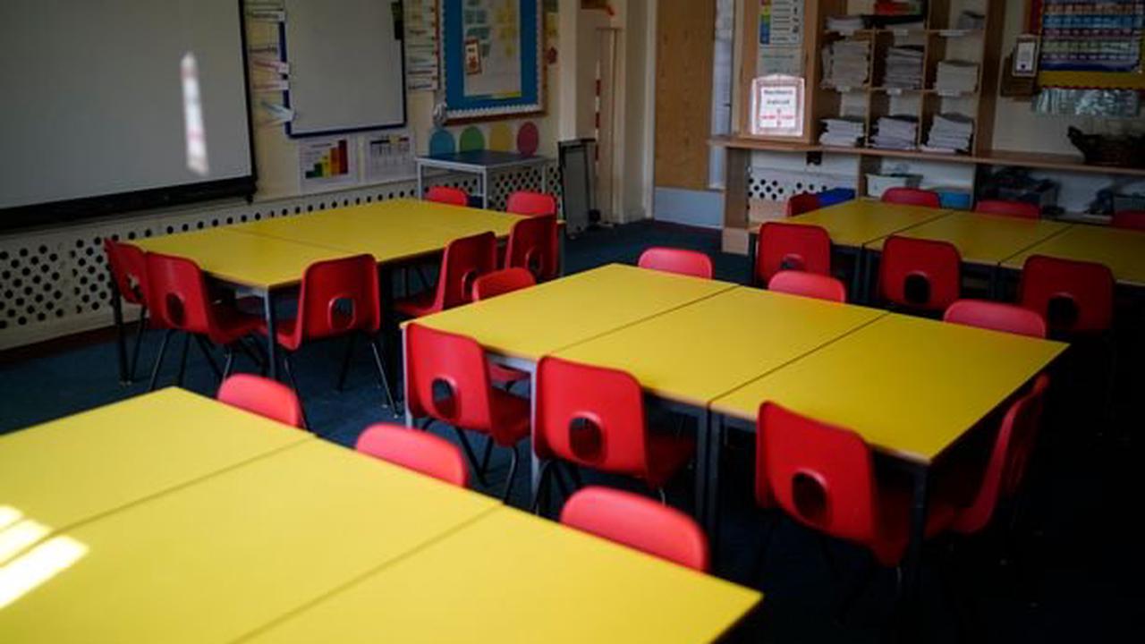 Teachers' strike UK: Readers split as pupils in Derby and Derbyshire could miss more school