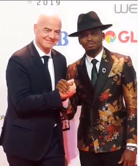 Diamond gets FIFA President and Sadio Mane on their feet while performing at CAF Awards gala Hurghada Egypt