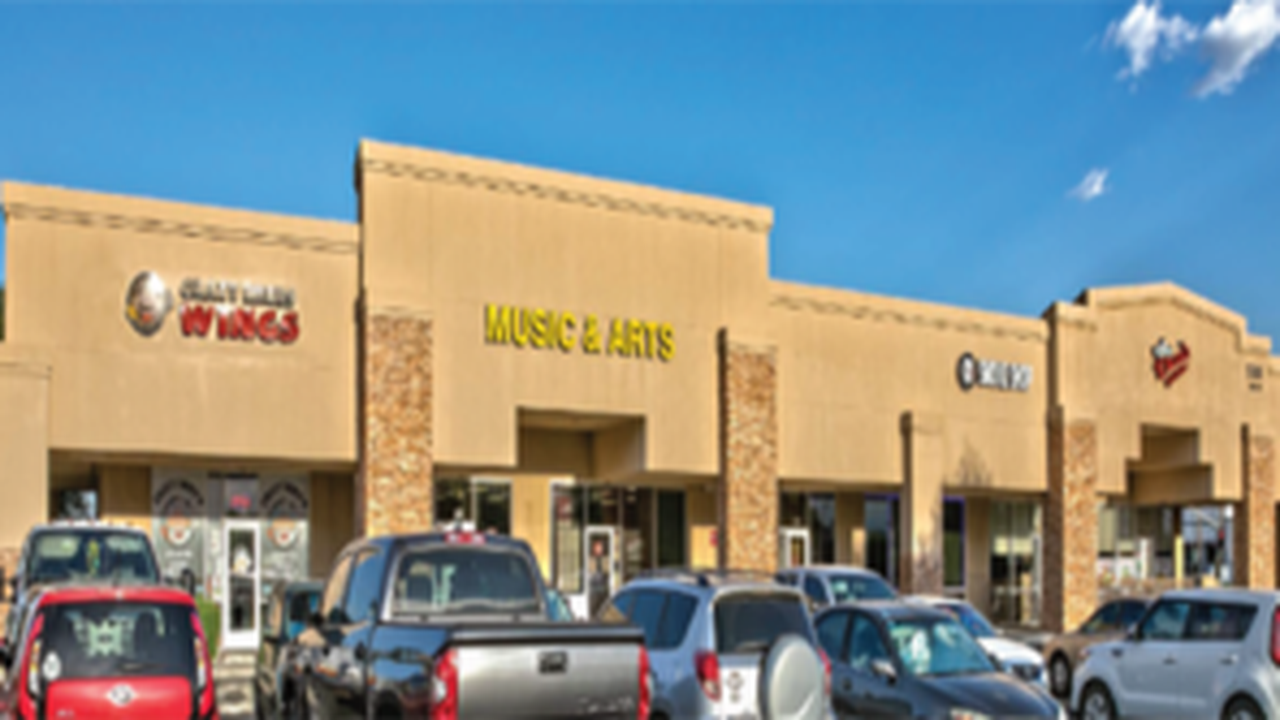 Retail Property in Northwest Phoenix Sold for $3.15 Million