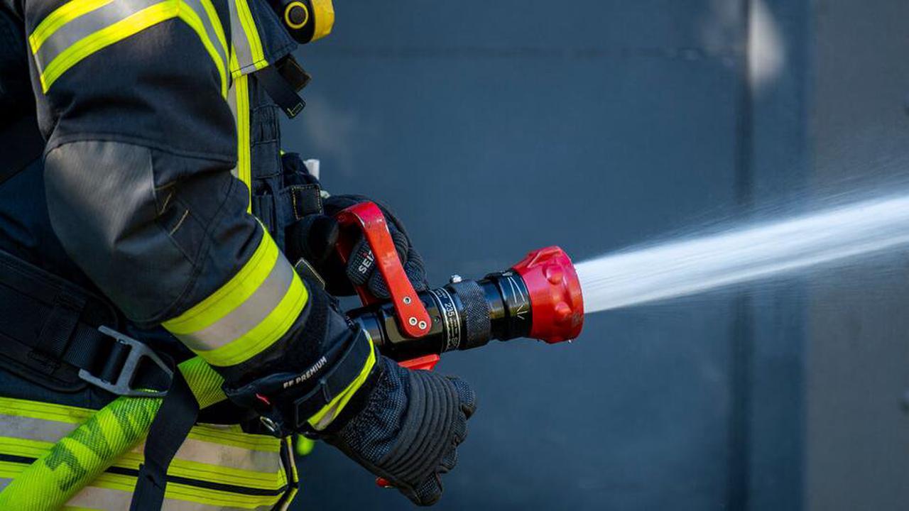 Brand in Mehrfamilienhaus in Trebendorf: Zwei Verletzte