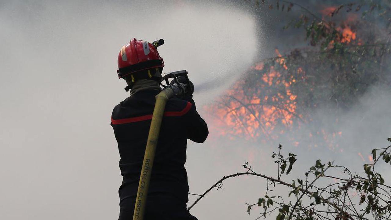 Dordogne : un pyromane condamné, la traque continue