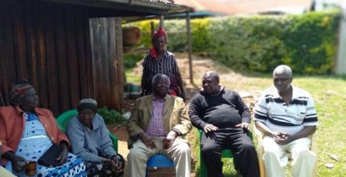 Retired President Mwai Kibaki's visit to his sister's home in Othaya, Nyeri County on Christmas Day 2018