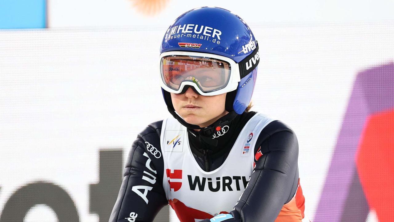 Olympische Winterspiele: Skisprung-Siegerin Vogt wird nicht dabei sein