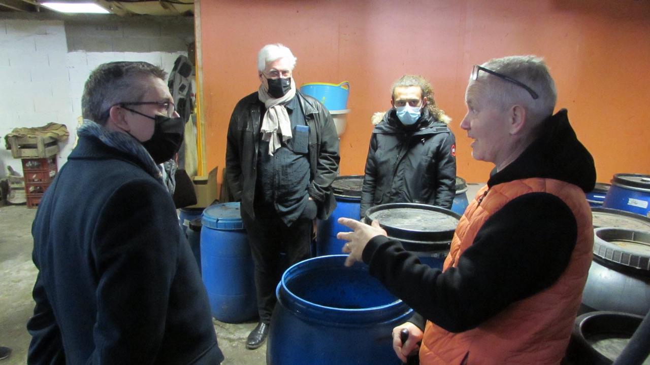 Le président de la Métro a visité la distillerie Ambix