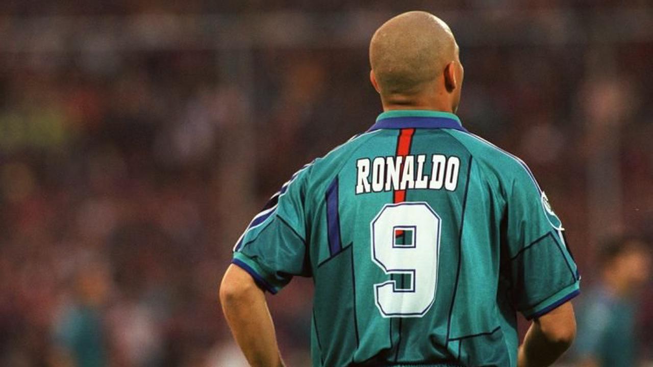 Ranking every player to wear No.9 for Barcelona since 1995