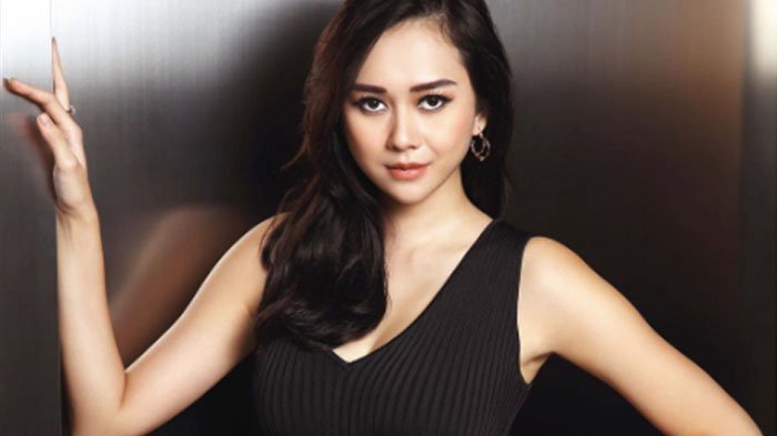 Aura Kasih.